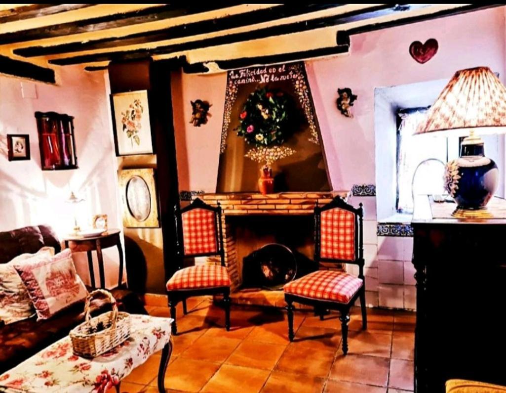 Room In Lodge - Romantic Getaway To Cuenca The Fifth Valeria Luaran gambar