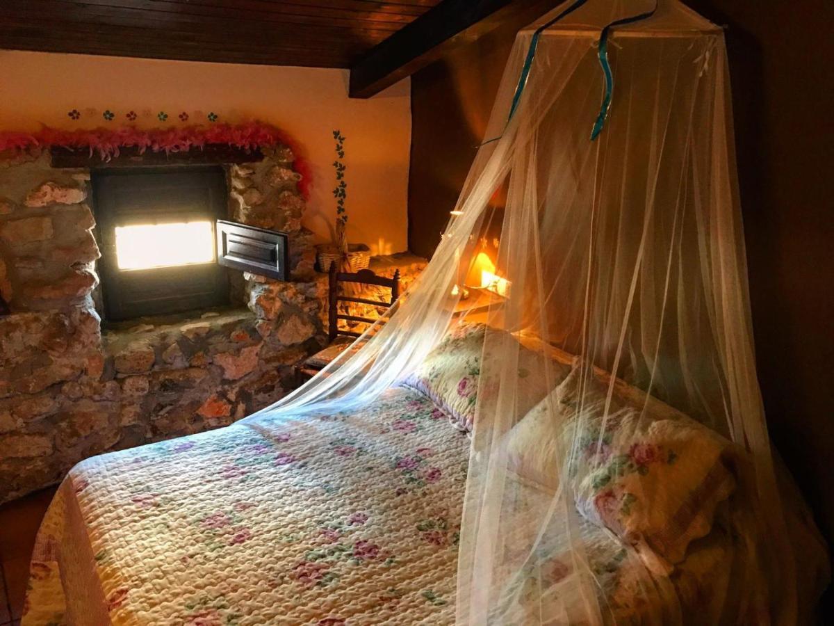 Room In Lodge - Romantic Getaway To Cuenca The Fifth Valeria Luaran gambar