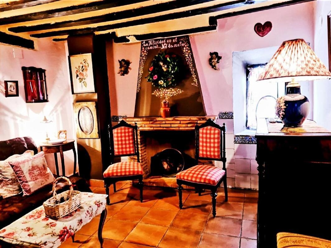 Room In Lodge - Romantic Getaway To Cuenca The Fifth Valeria Luaran gambar